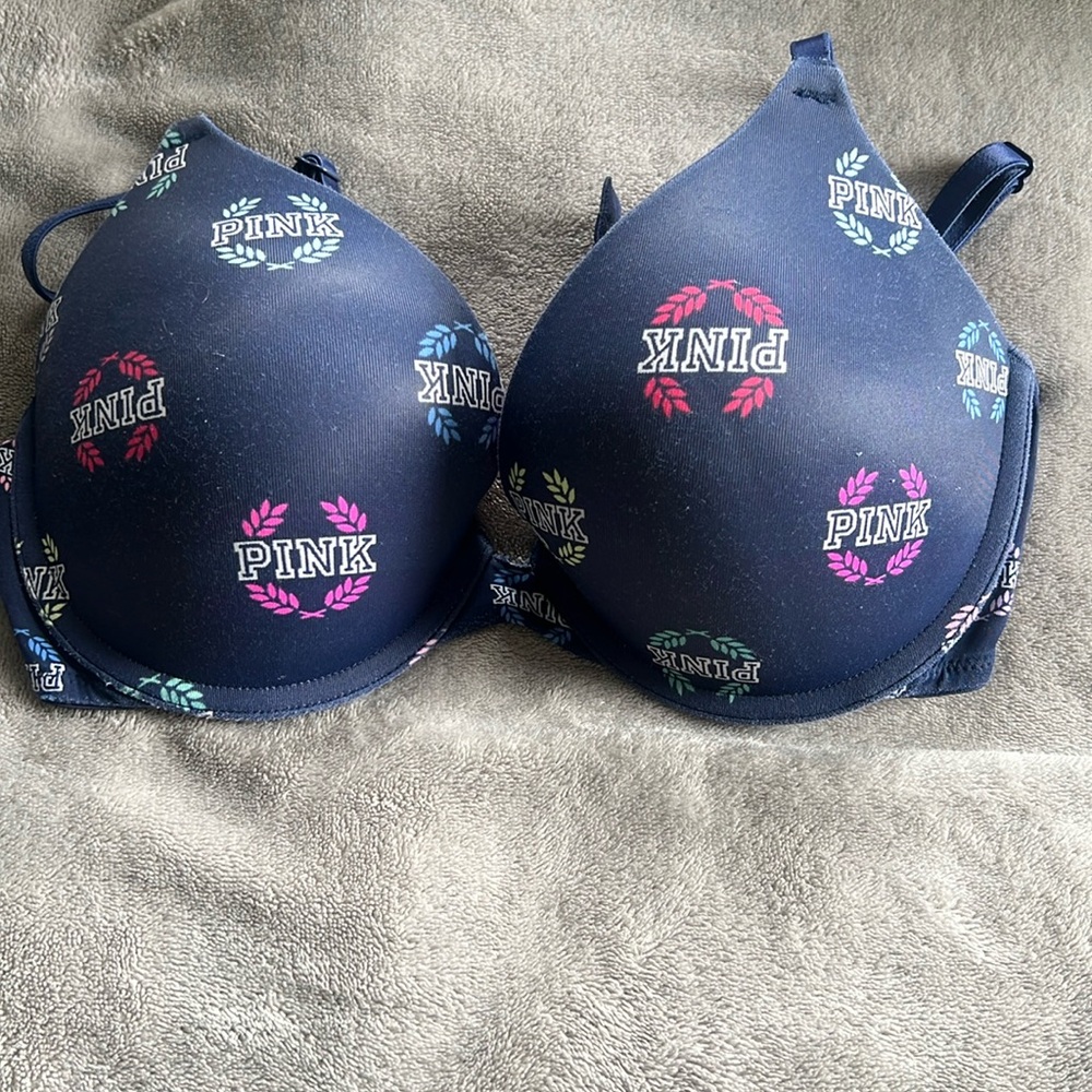 VS PINK bra